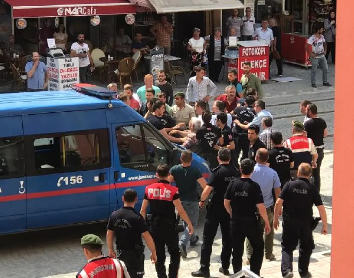 Çarşı İzninden Dönen Askerlere Otobüste Saldırı (2)