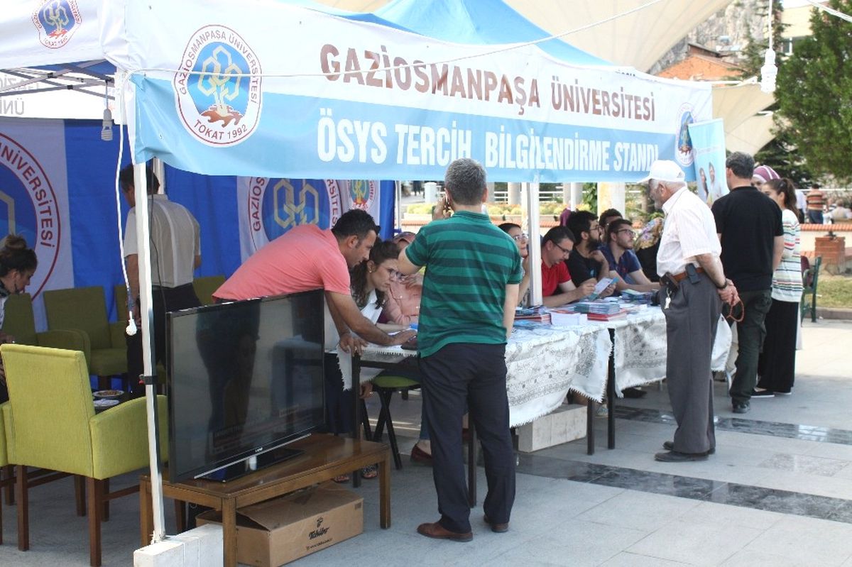 Goü\'den Tanıtım ve Destek Standı