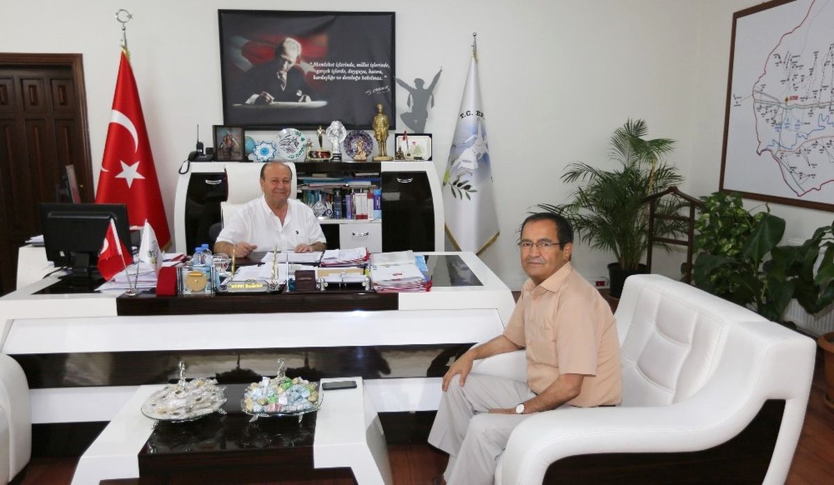 İl Nüfus ve Vatandaşlık Müdürü Atilla\'dan Başkan Özakcan\'a Ziyaret