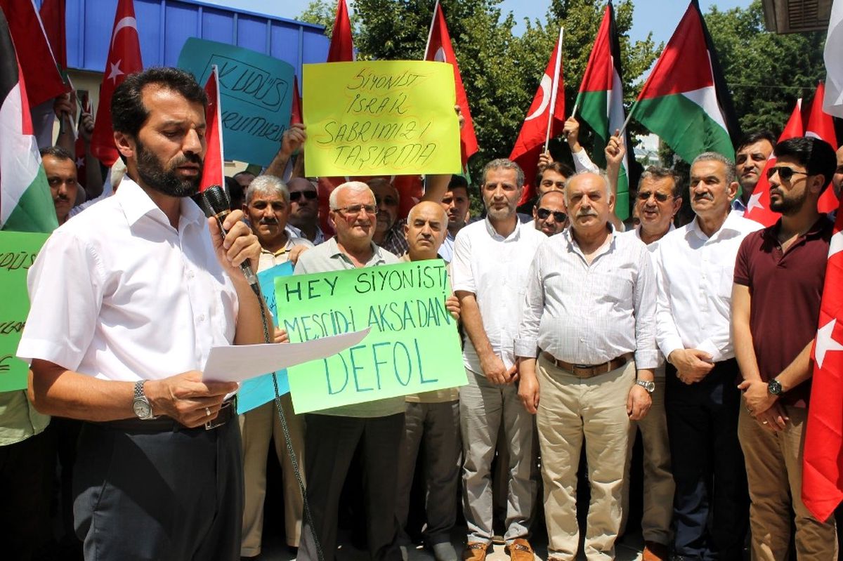 İsrail Yalova\'da Lanetlendi