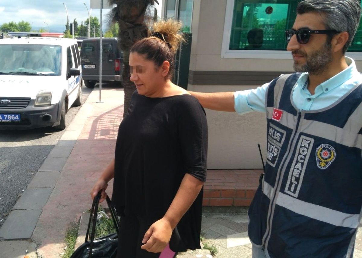 Kocaeli\'de Masaj Salonuna Fuhuş Operasyonu