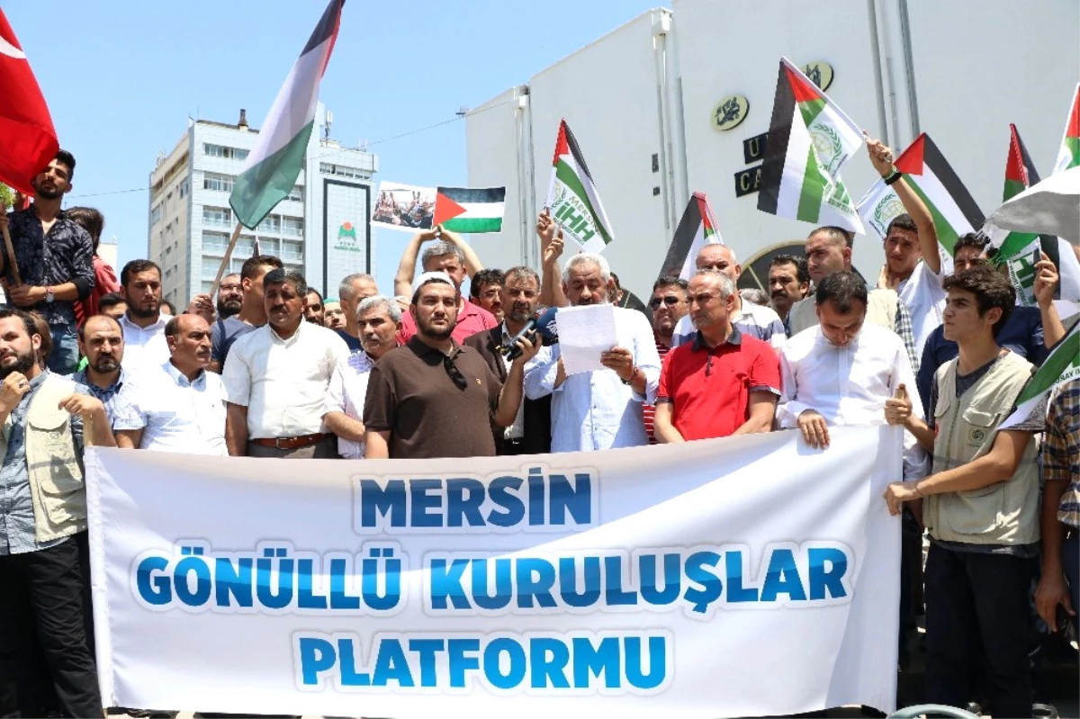 Mescid-i Aksa\'nın İbadete Kapatılması Mersin\'de Protesto Edildi