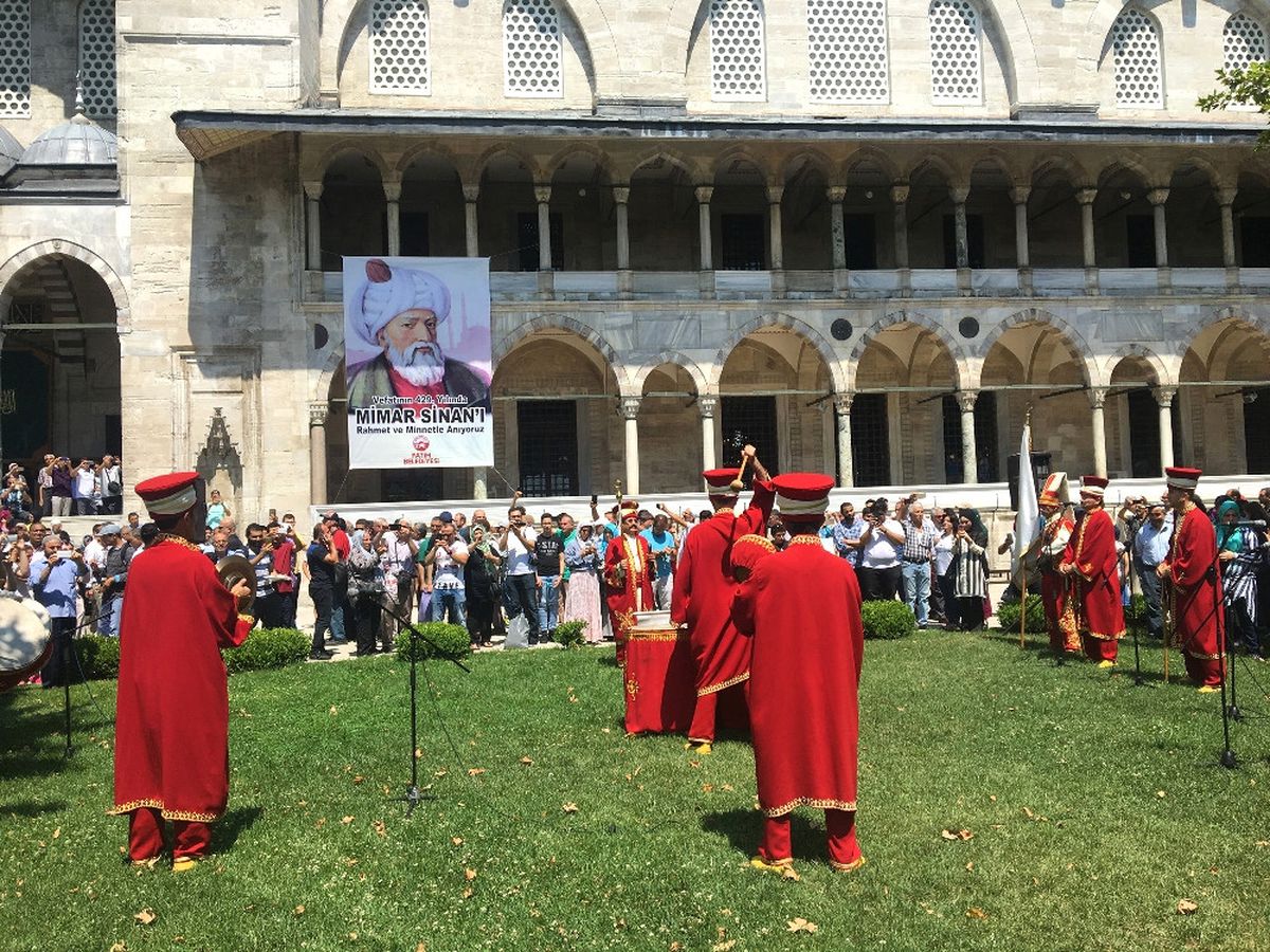 Mimar Sinan, Vefatının 429\'uncu Yılında Fatih\'te Anıldı