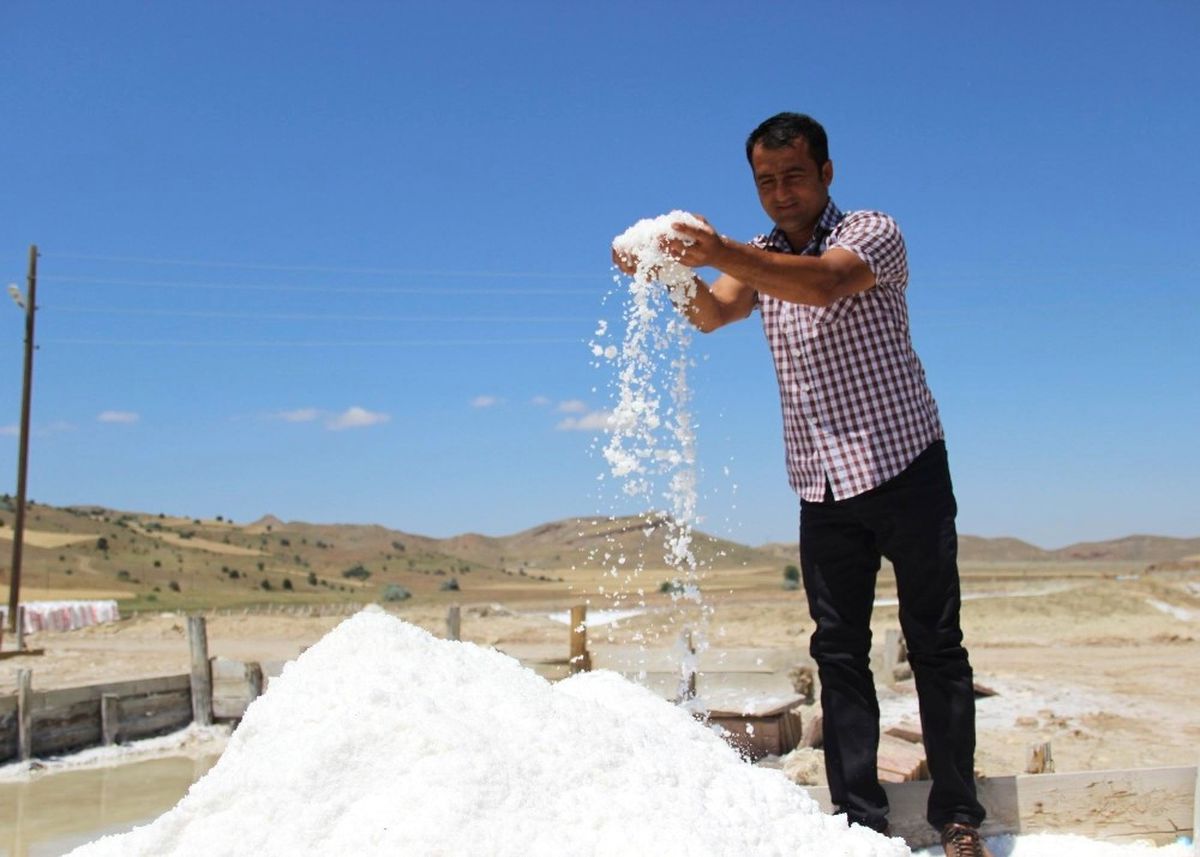Sivas\'tan İspanya\'ya Doğal Kaynak Tuzu