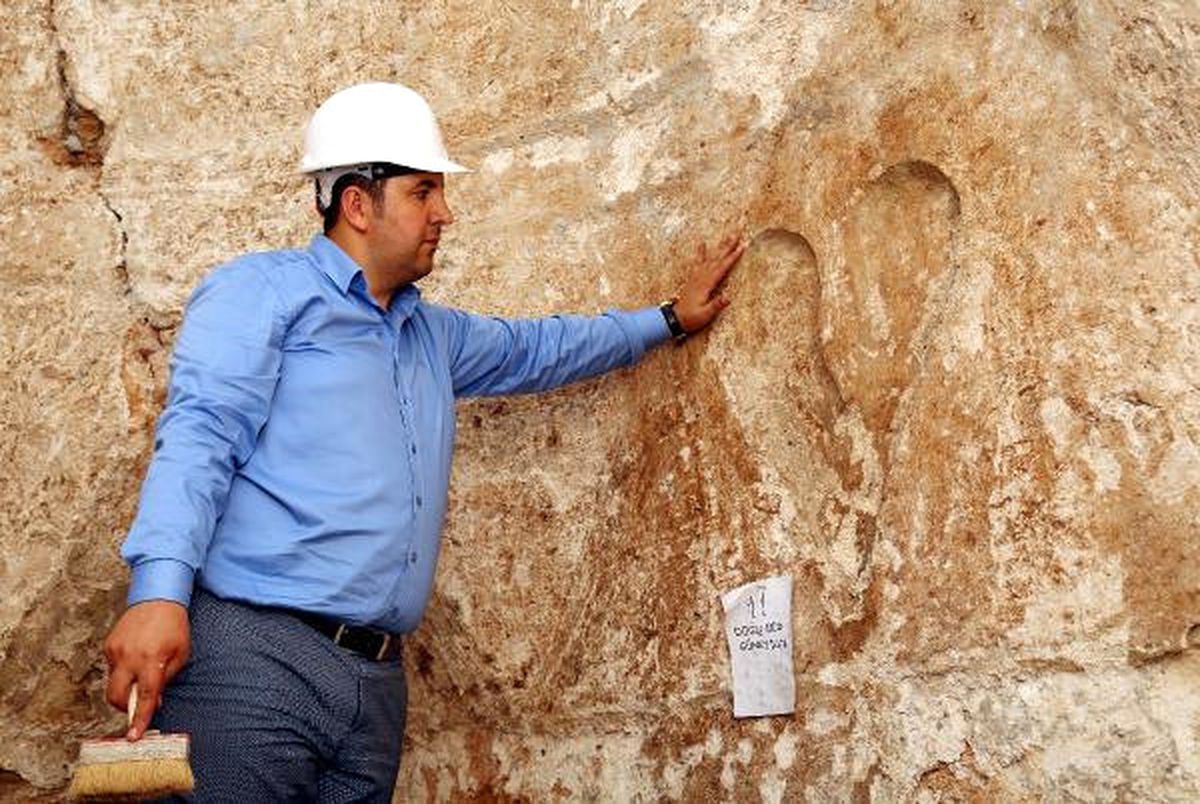 Selçuklu Hamamı Duvarında 762 Yıllık Kalp Figürü Bulundu