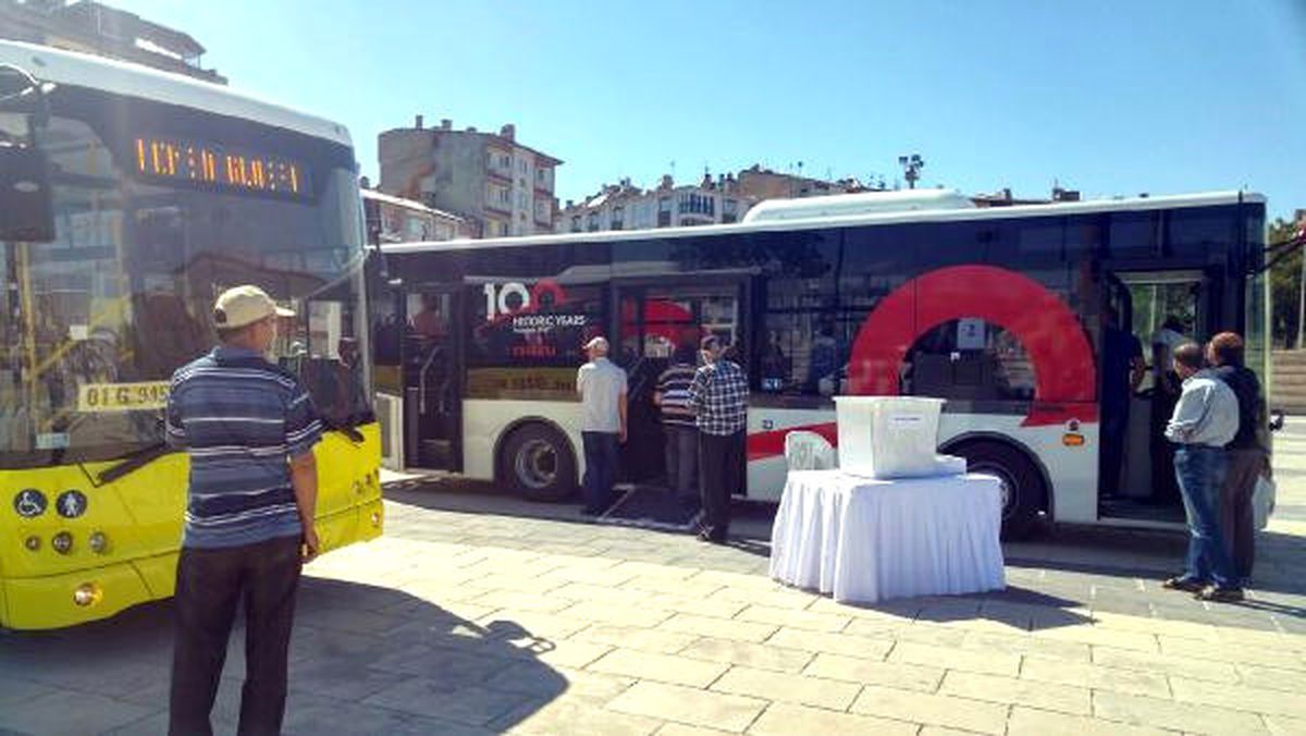 Sivas\'ta Halk Otobüsü İçin Halk Oylaması