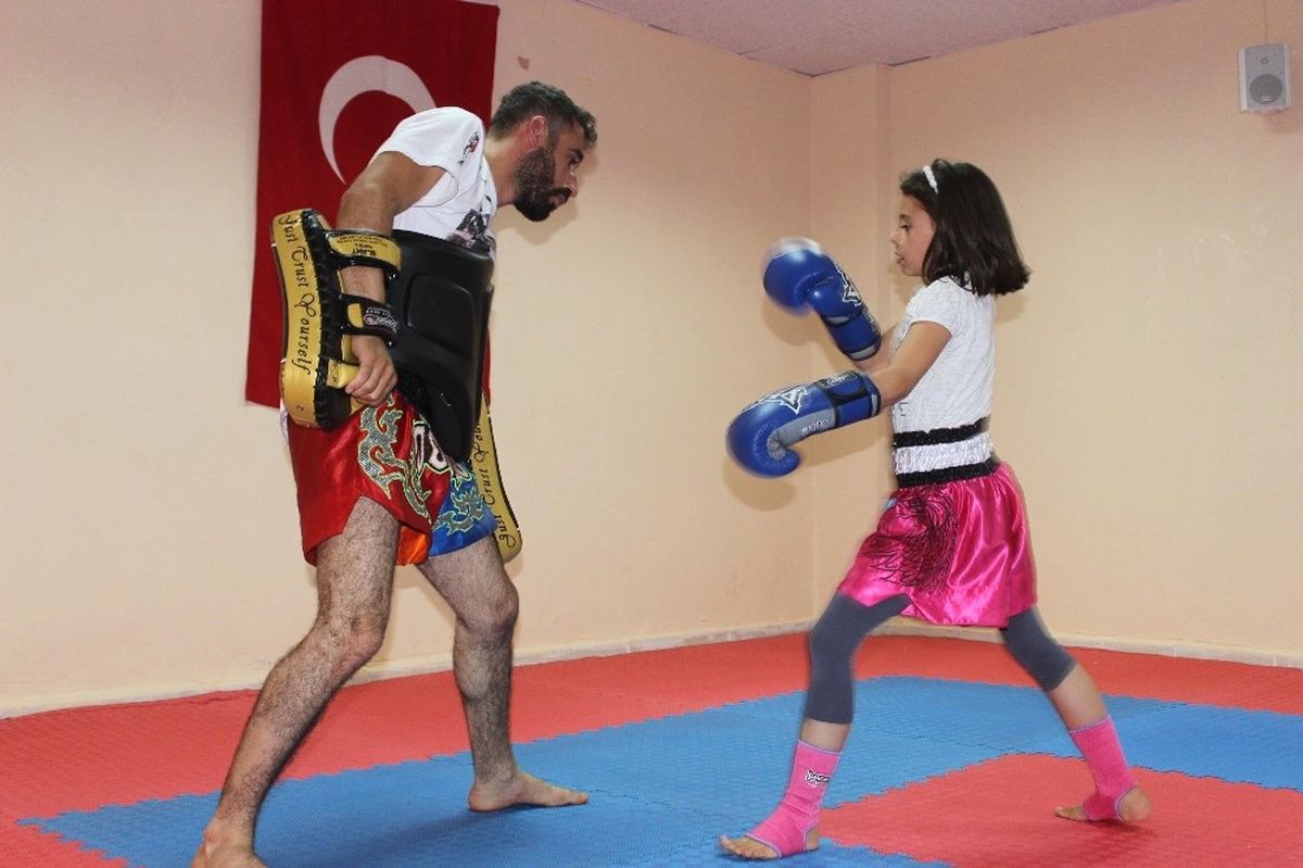 Siverek\'te Muay Thai Şampiyonları Yetişiyor