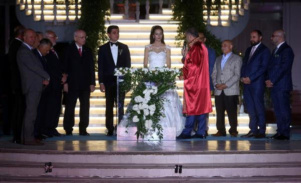 TBMM Başkanı Kahraman Kayseri\'de Nikaha Katıldı