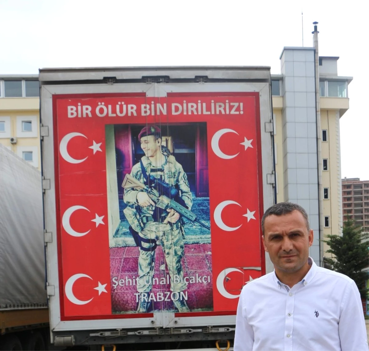 Tunceli\'de Türk Bayrağı Asarken Teröristlerin Taciz Ateşine Uğrayan Abdullah Özer O Anları Anlattı