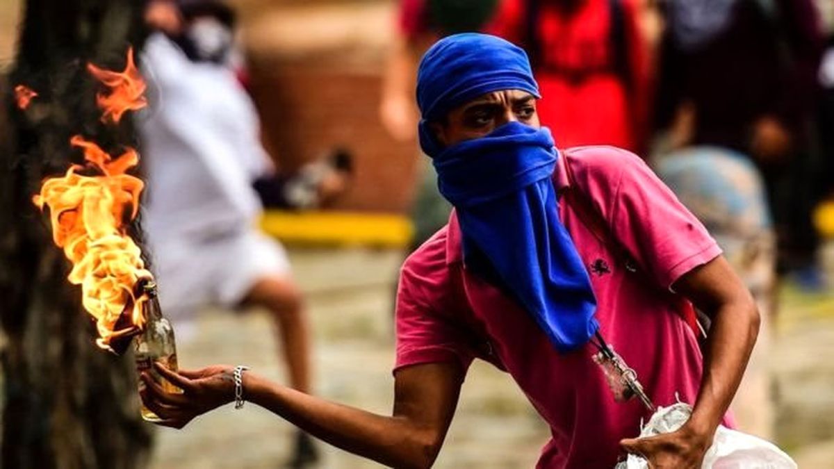 Venezuela\'da Genel Grev ve Protestolar: En Az 3 Kişi Hayatını Kaybetti