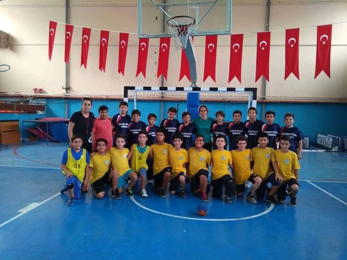 Yaz Spor Okulu Çalışmaları Devam Ediyor