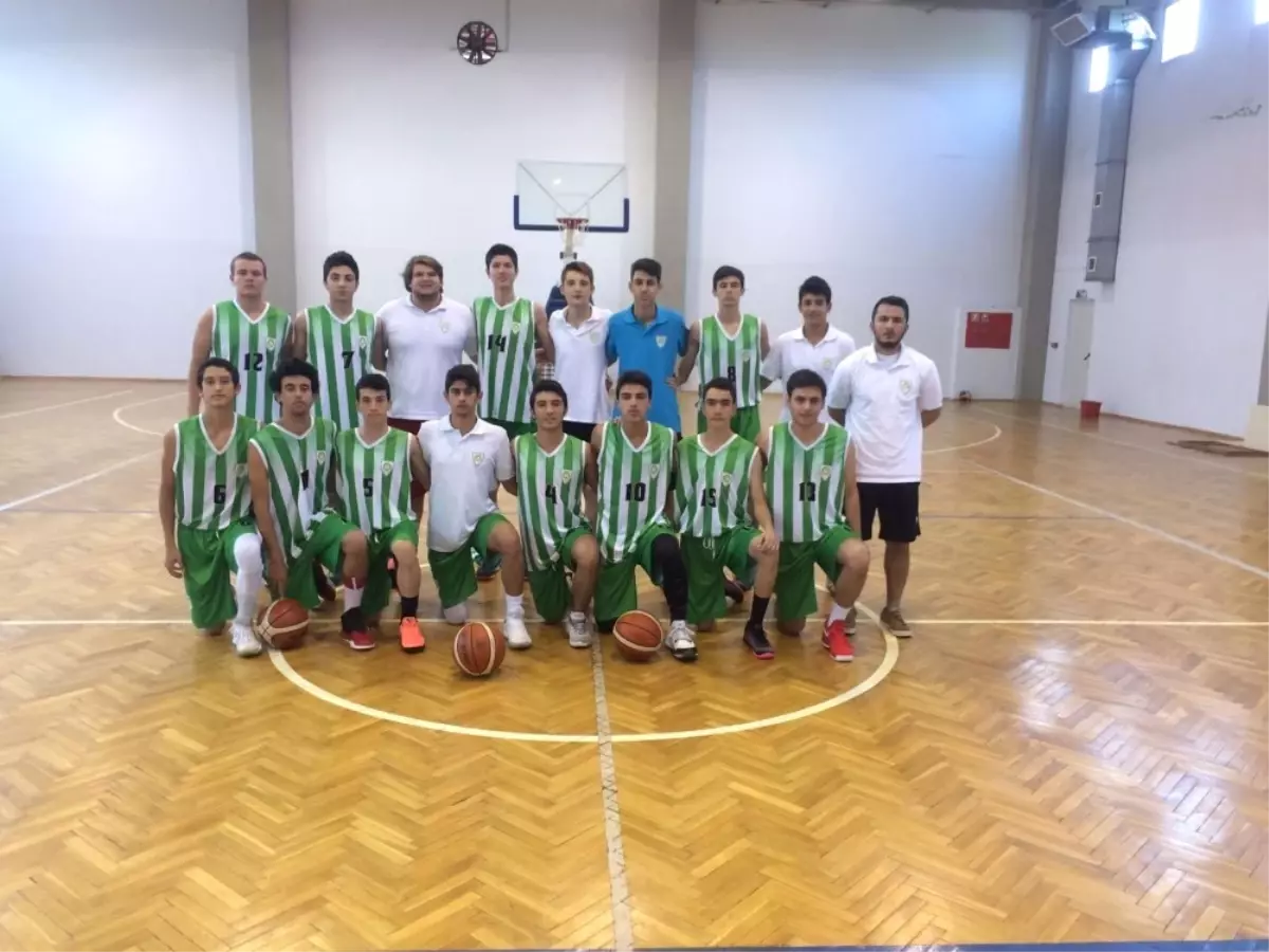 Yeşil-beyazlı Basketbolcular İzmir\'de Devleşti