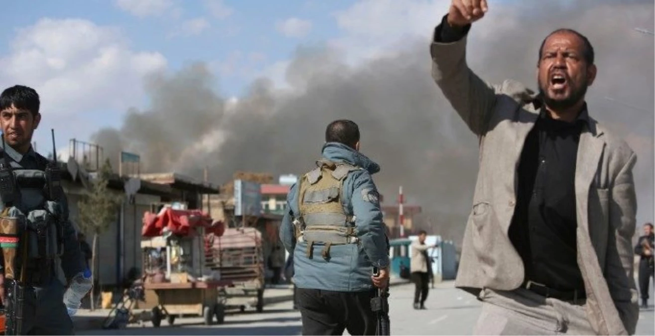 ABD\'nin Vurduğu Afgan Polis Karakolunda 15 Ölü