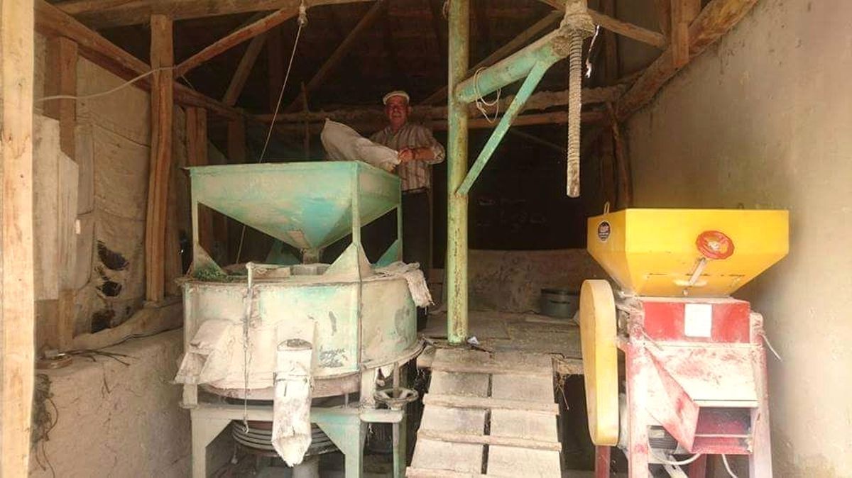 Aslanapa\'da 40 Yıllık Ahşap Değirmen