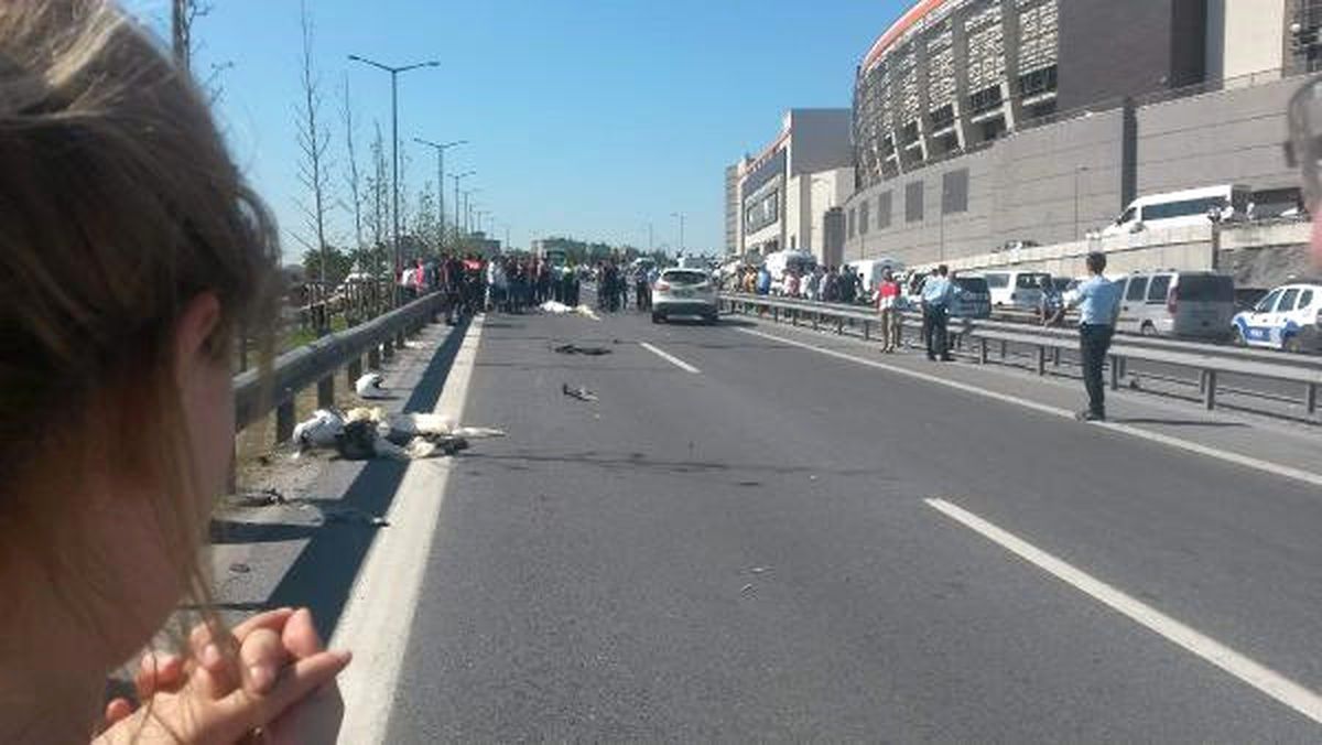 Bayrampaşa\'da Polis Ekibi Kaza Yaptı: 1 Şehit (4)