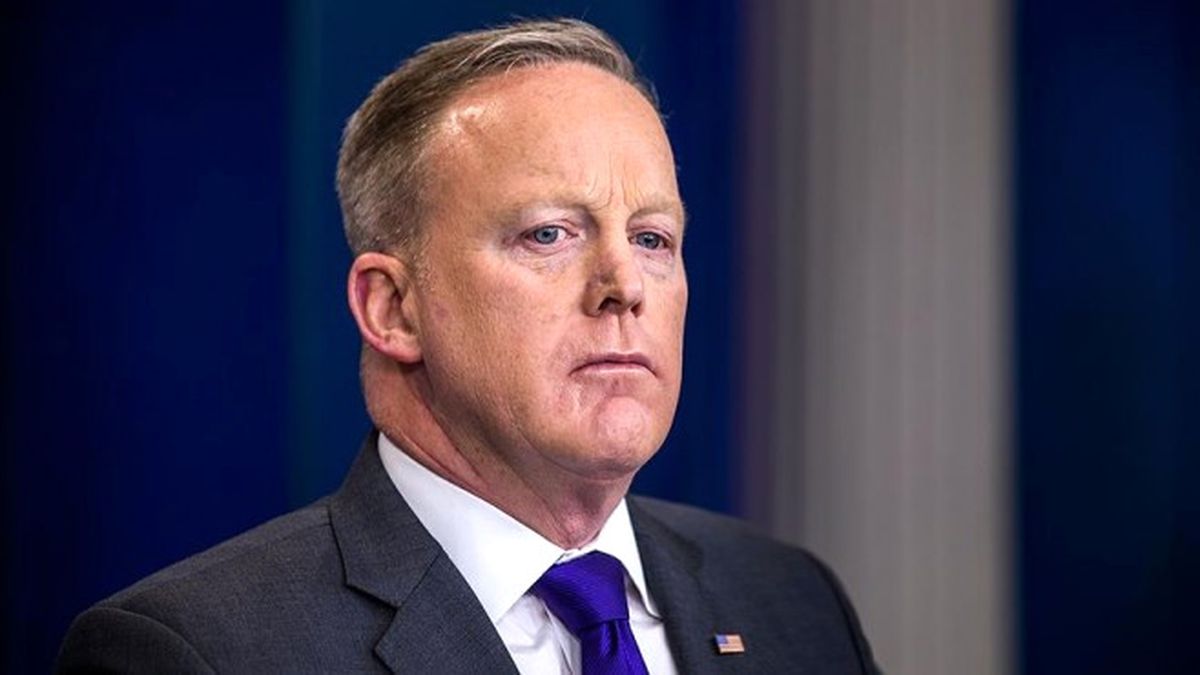 Beyaz Saray Sözcüsü Spicer\'ın İstifası Kabul Edildi