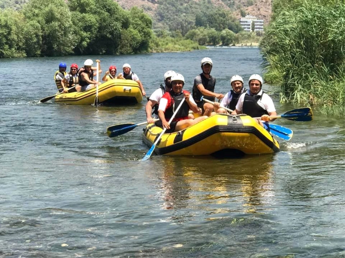 Dalaman\'da Kurumlar Arası Rafting Kaymakamlık Kupası