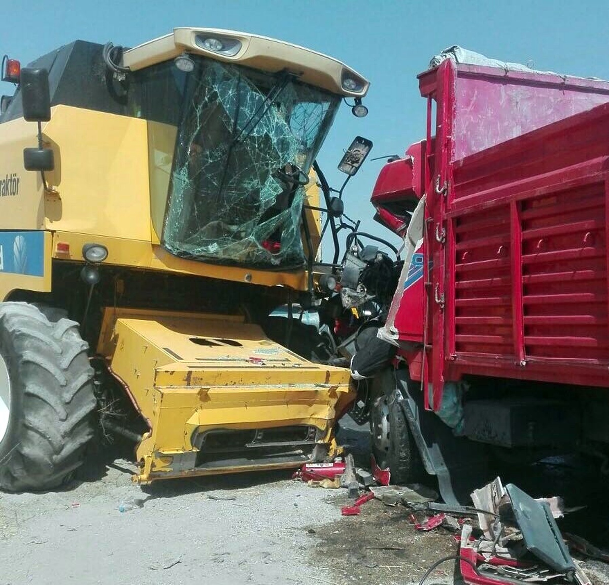 Elazığ\'da Zincirleme Trafik Kazası: 3 Yaralı