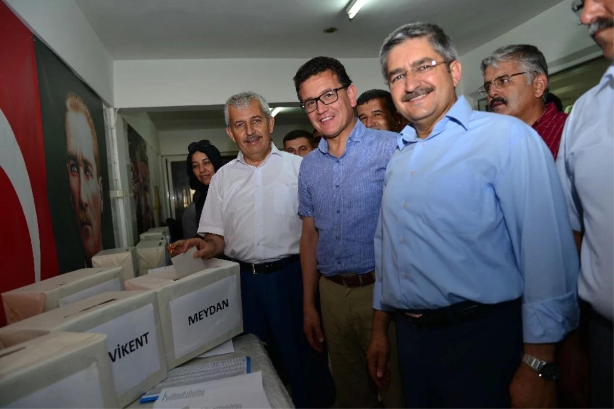 Kumluca AK Parti\'de Delege Seçimi Yapıldı