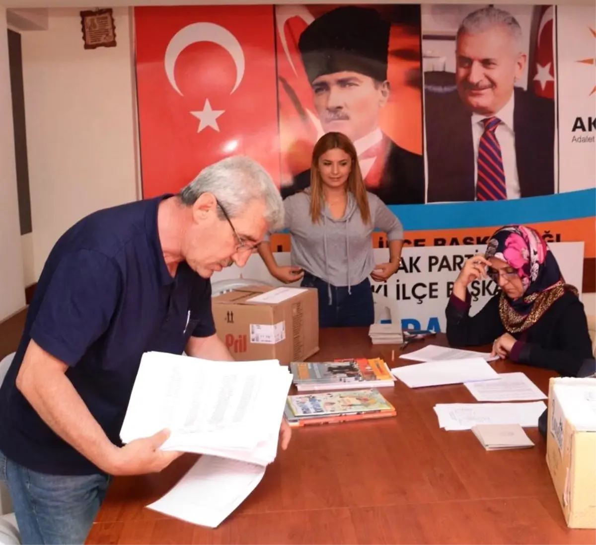 Lapseki AK Parti İlçe Başkanlığında Delege Seçimleri