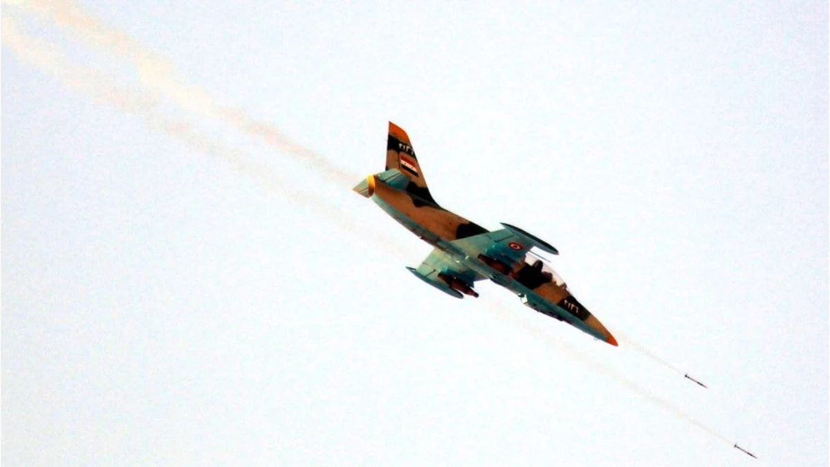 Suriye Uçaklarından \'Rakka Yakınlarında Bombardıman\'