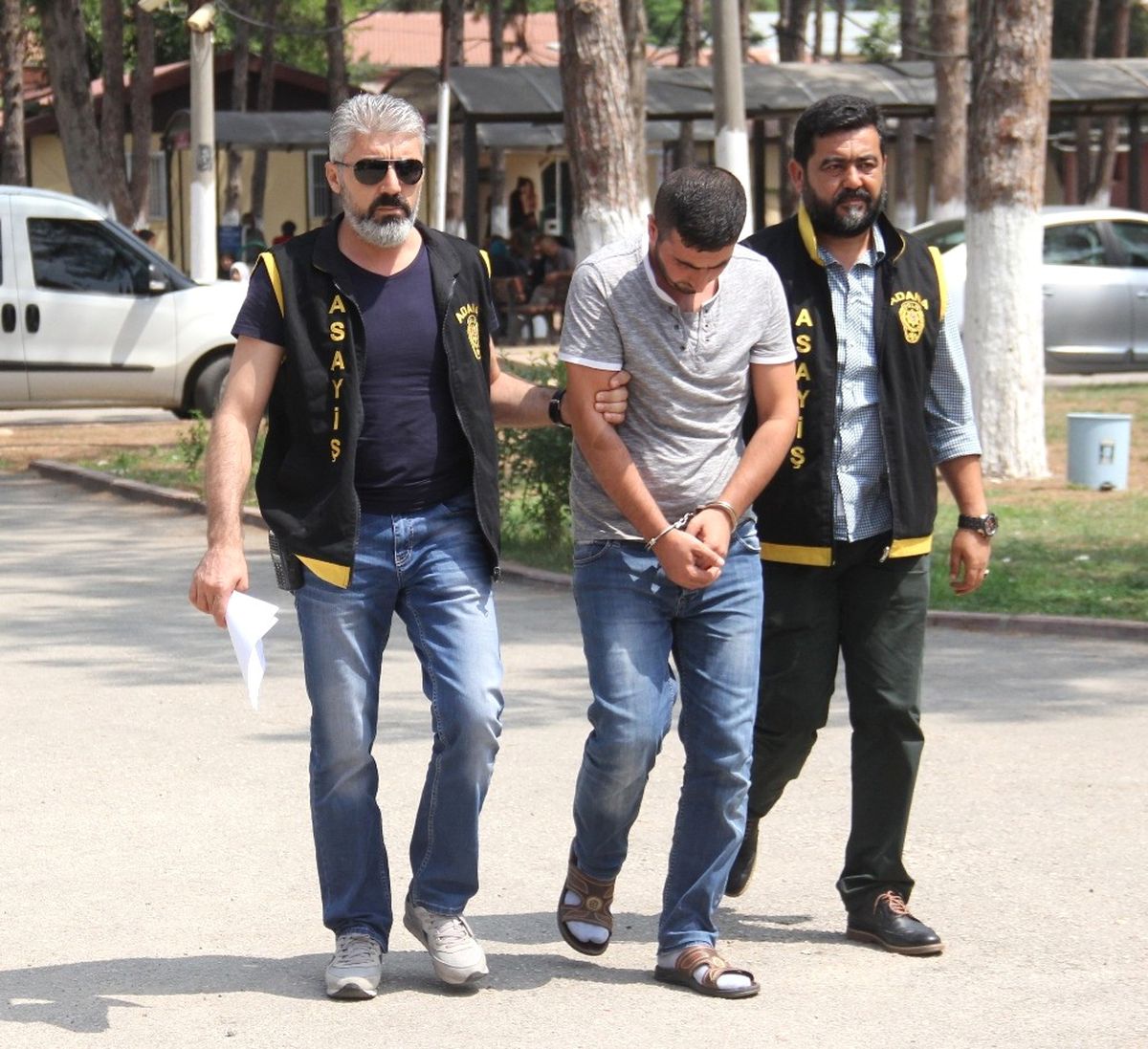 Üniversite Öğrencilerini Gasp Eden 3 Kişi Yakalandı