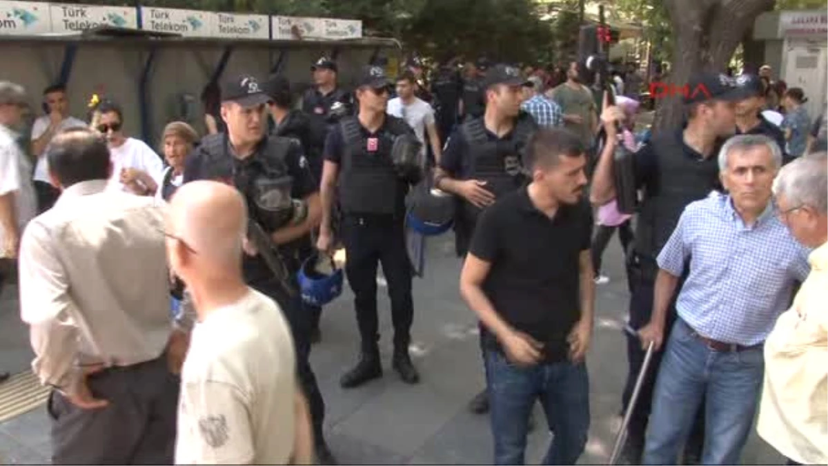 Ankara Başkent\'te Gülmen ve Özakça Protestosuna Müdahale