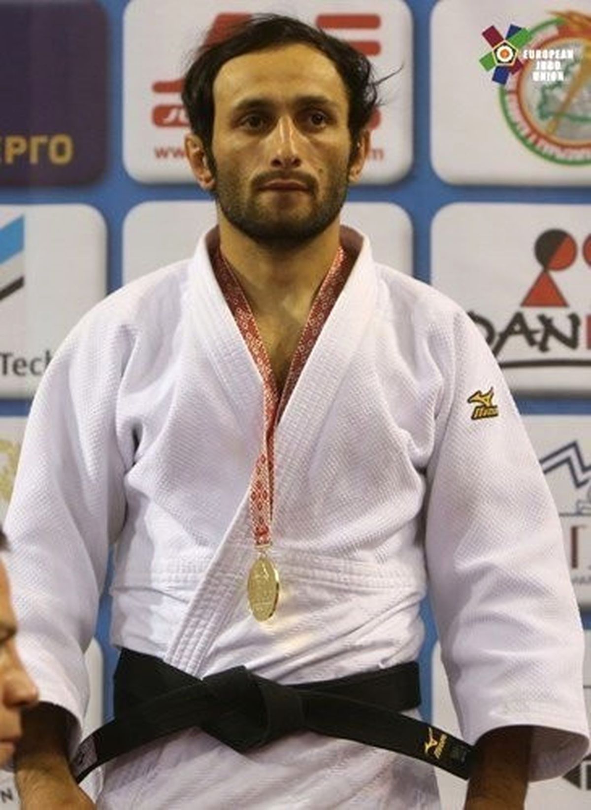 Bekir Özlü, Judoda Altın Madalya Kazandı