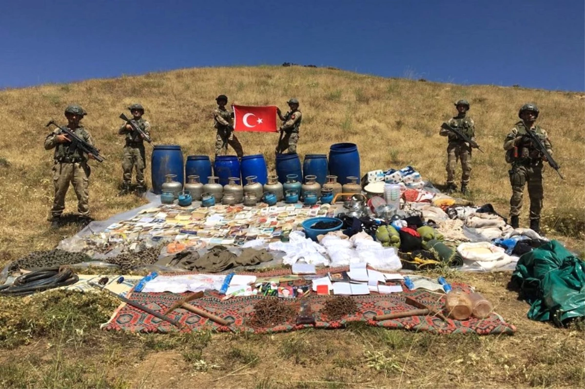 Diyarbakır\'da Dev PKK Operasyonu Tamamlandı, Sokağa Çıkma Yasağı Kaldırıldı