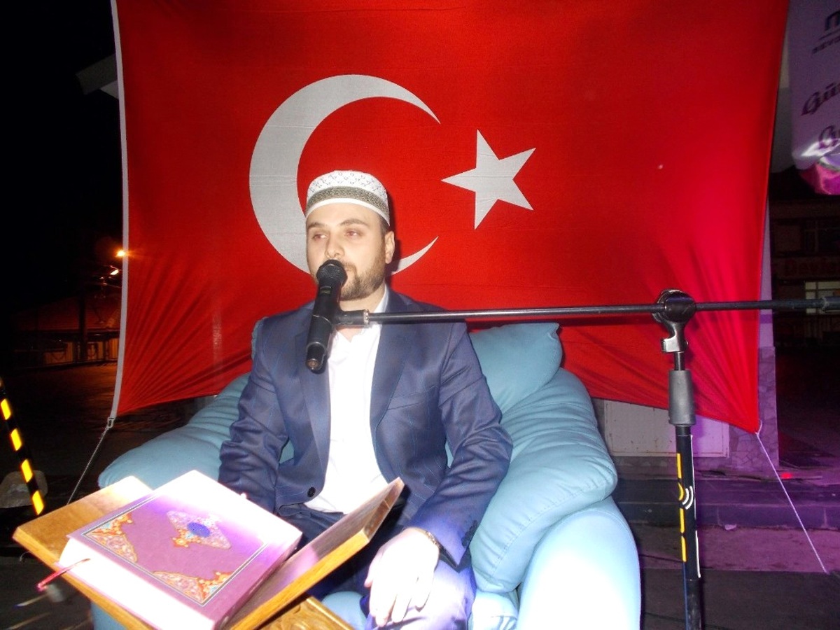 Mihalıççık\'ta 15 Temmuz İçin Kur\'an-ı Kerim Okutuldu