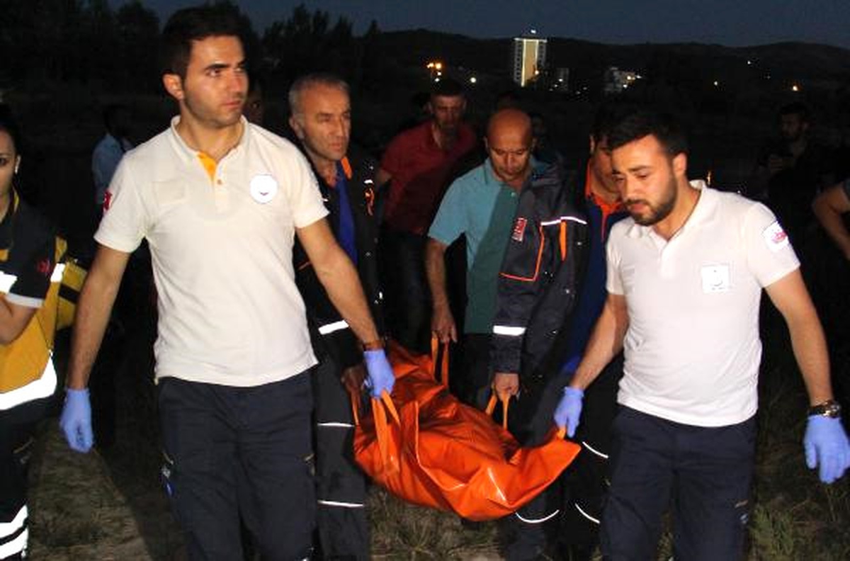 Serinlemek İçin Girdiği Kızılırmak\'ta Boğuldu