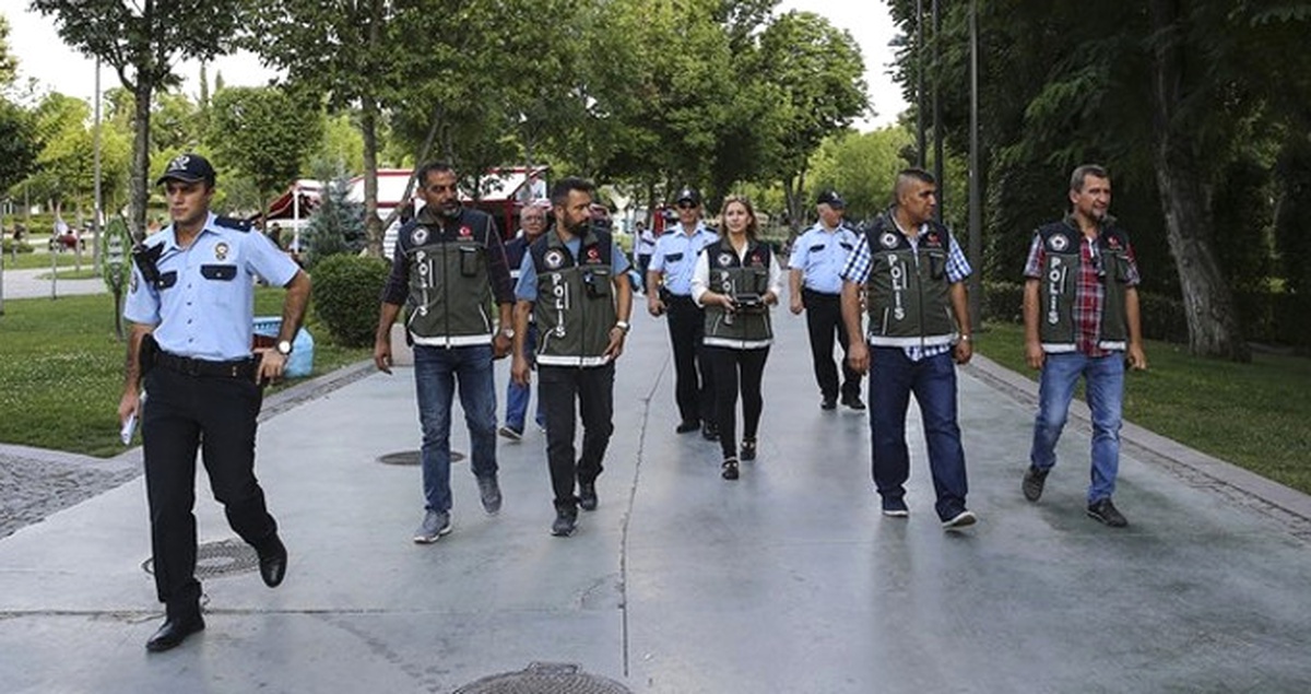 81 İlde \'Türkiye Huzurlu Parklar\' Uygulaması Yapıldı, Binlerce Polis Parkları Denetledi