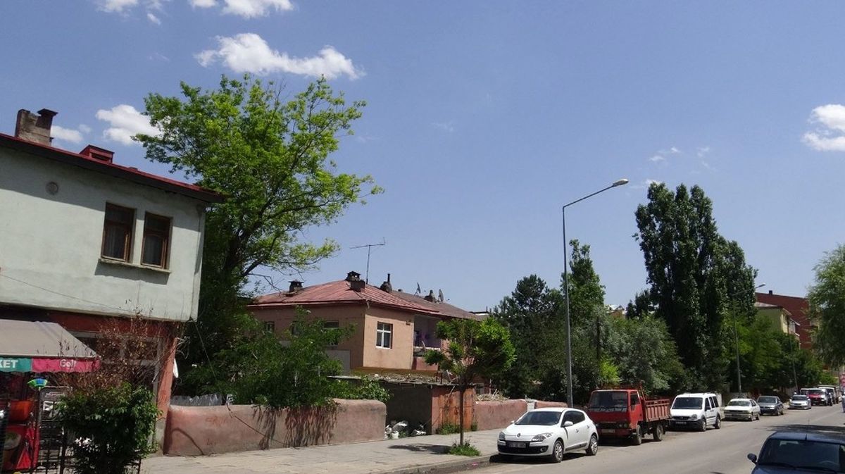 Yeni Şehir İmar Planını Beğenmeyen Mahalleli Belediyeden Bitişik Nizam İstiyor