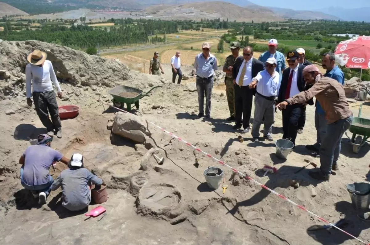 Altıntepe Kalesinde 15.i Kazı Çalışmaları Başladı