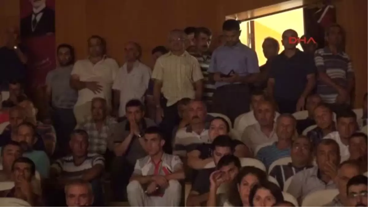 Antalya CHP\'li Yılmaz 16 Nisan Referandumuyla Demokrasinin Belini Kırdılar