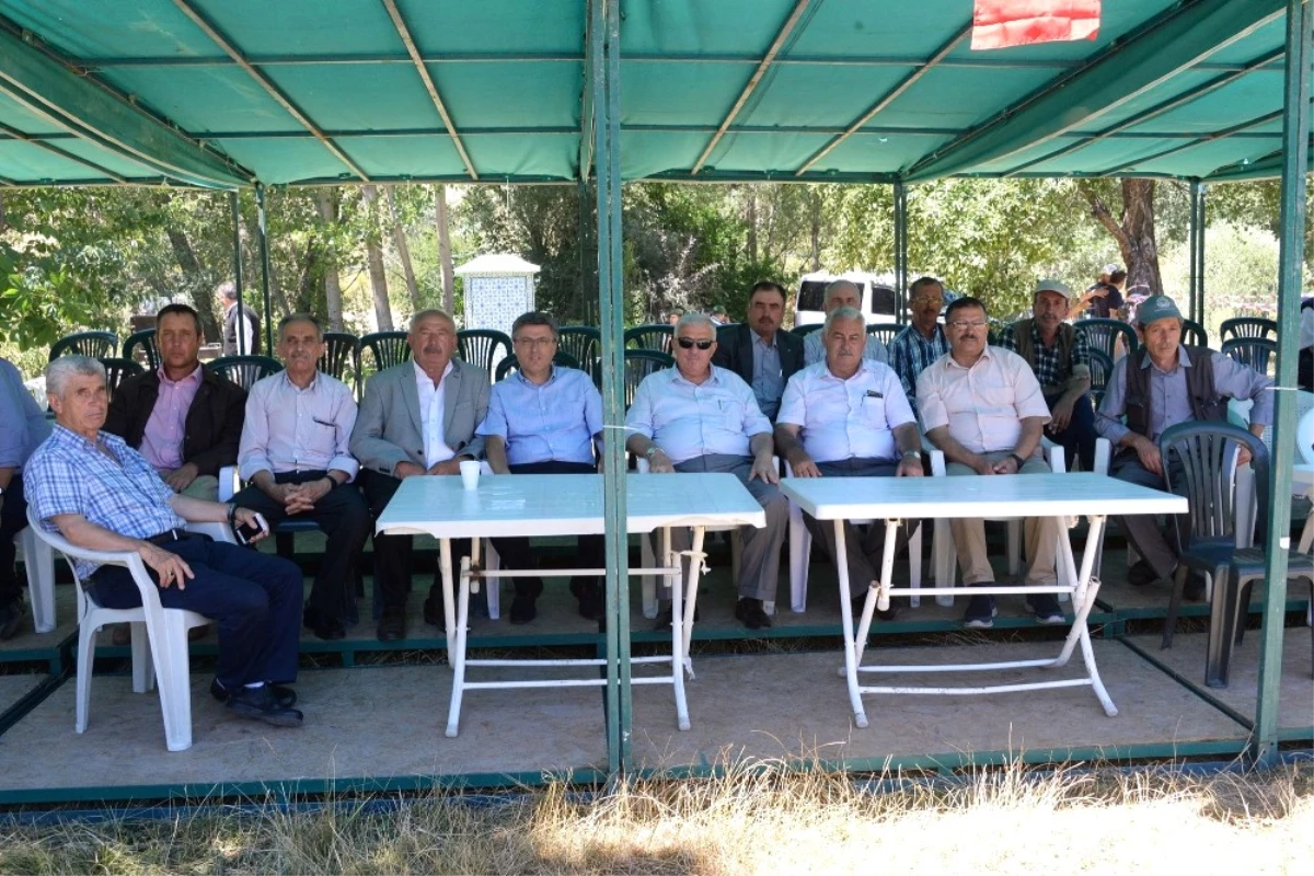 Başkan Yardımcısı Avcıoğlu Yağmur Duası ve Köy Şenliklerine Katıldı