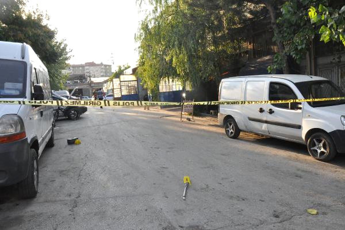 Eskişehir\'de Silahlı Çatışma: 3 Yaralı