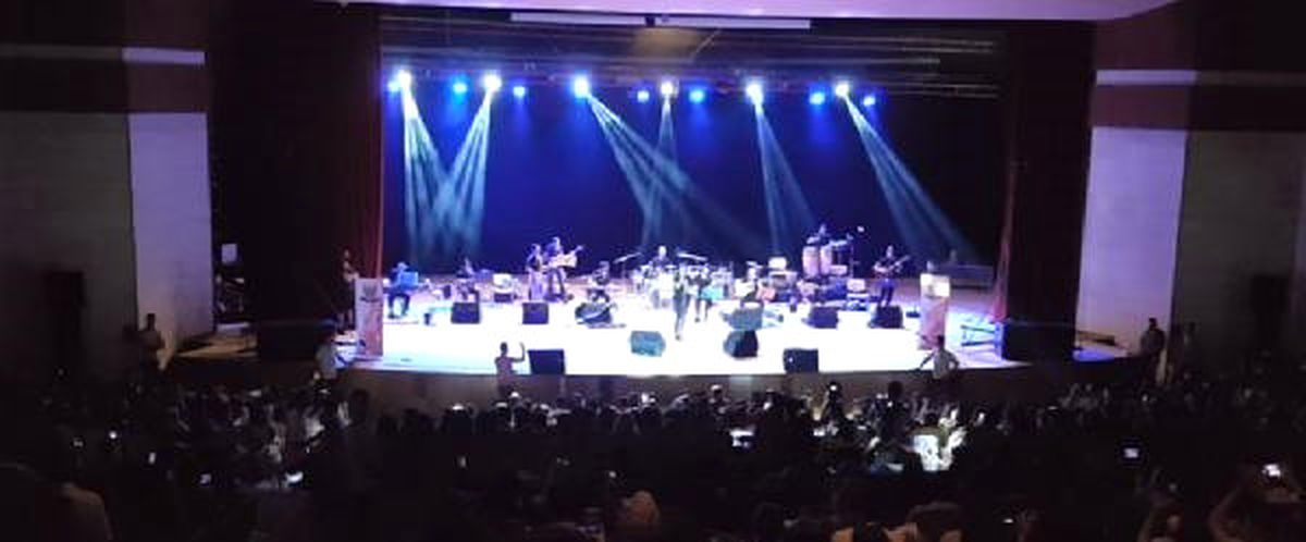 İlyas Yalçıntaş Irak\'ta Sevenleriyle Buluştu