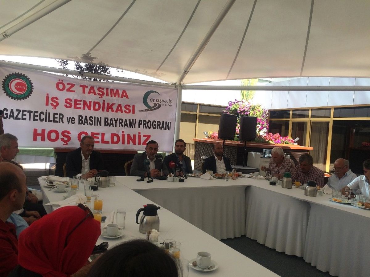 Öz Taşıma İş Sendikası Basın Bayramı\'nı Kutladı