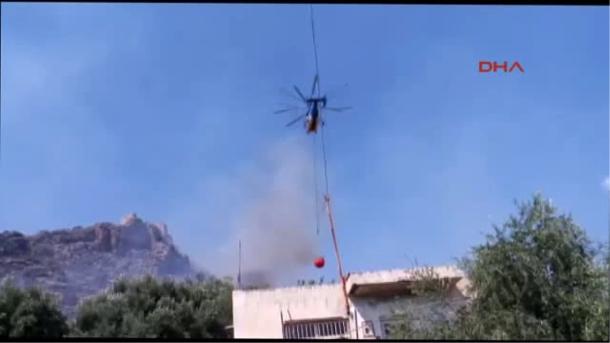Adana Kozan Kalesi\'nde Korkutan Yangın