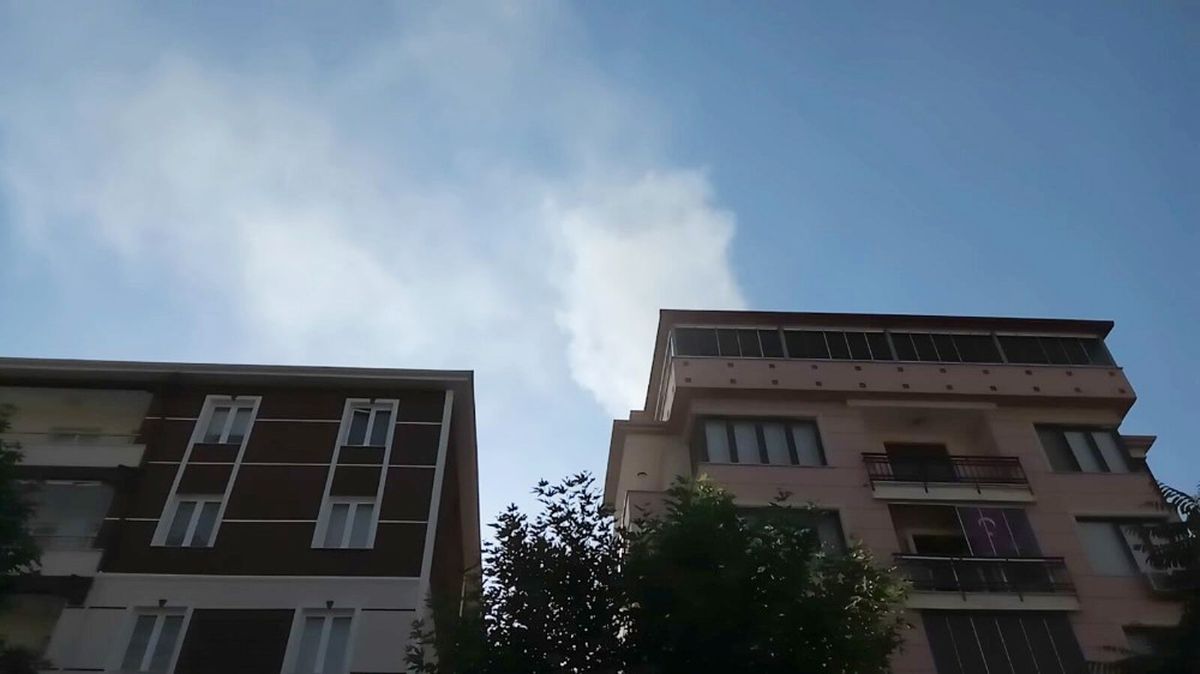 Apartman Boşluğundaki Yangın Korkuttu
