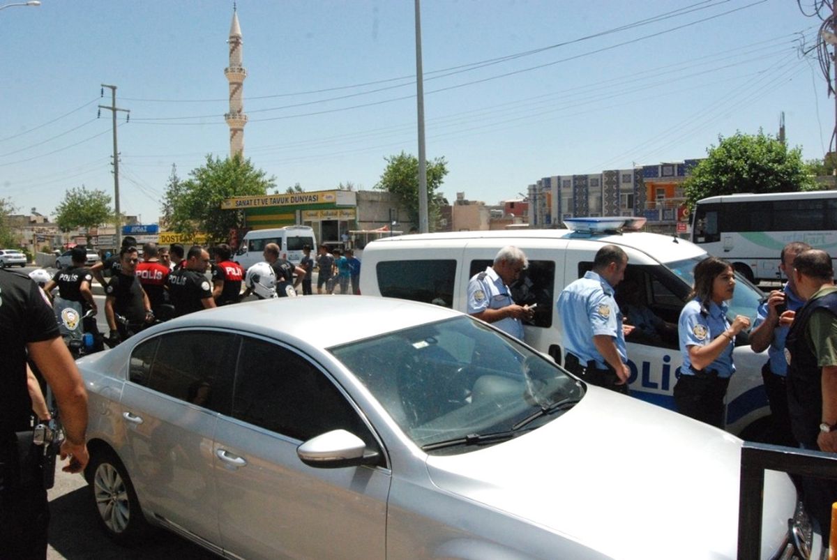 Göç İdaresi Müdürü ve Personeline Saldırı