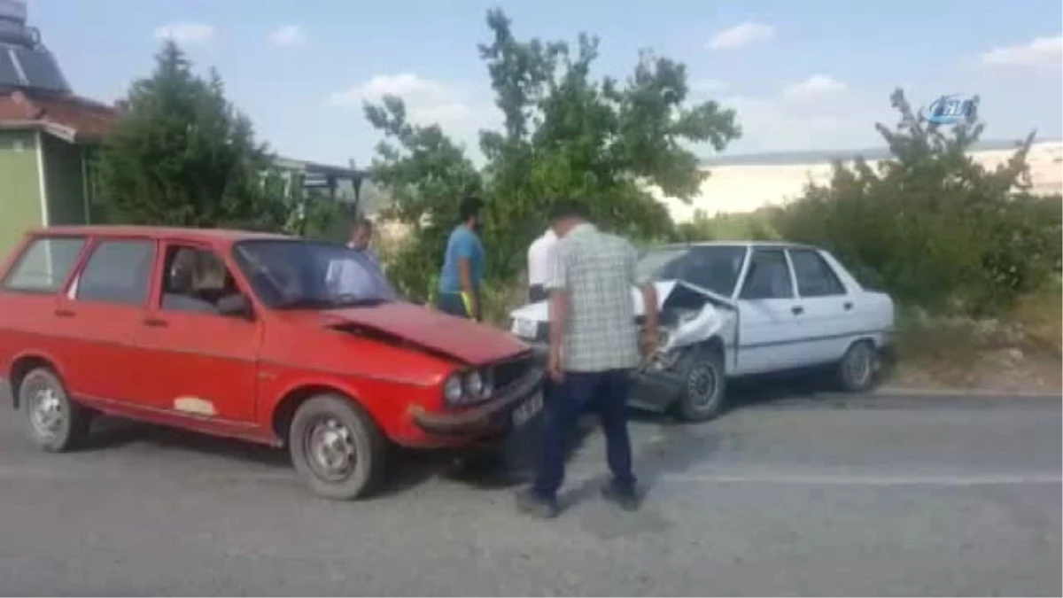 Hisarcık\'ta Trafik Kazası: 5 Yaralı