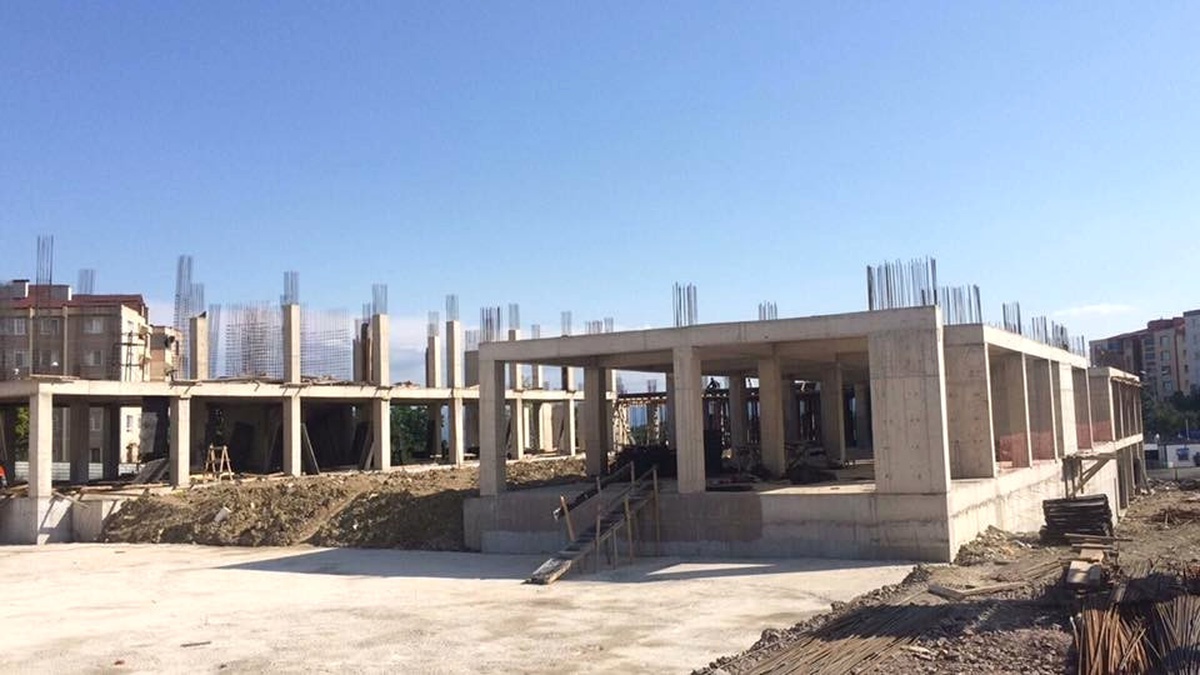 İlimtepe\'nin Kültür Merkezi Hızla Yükseliyor