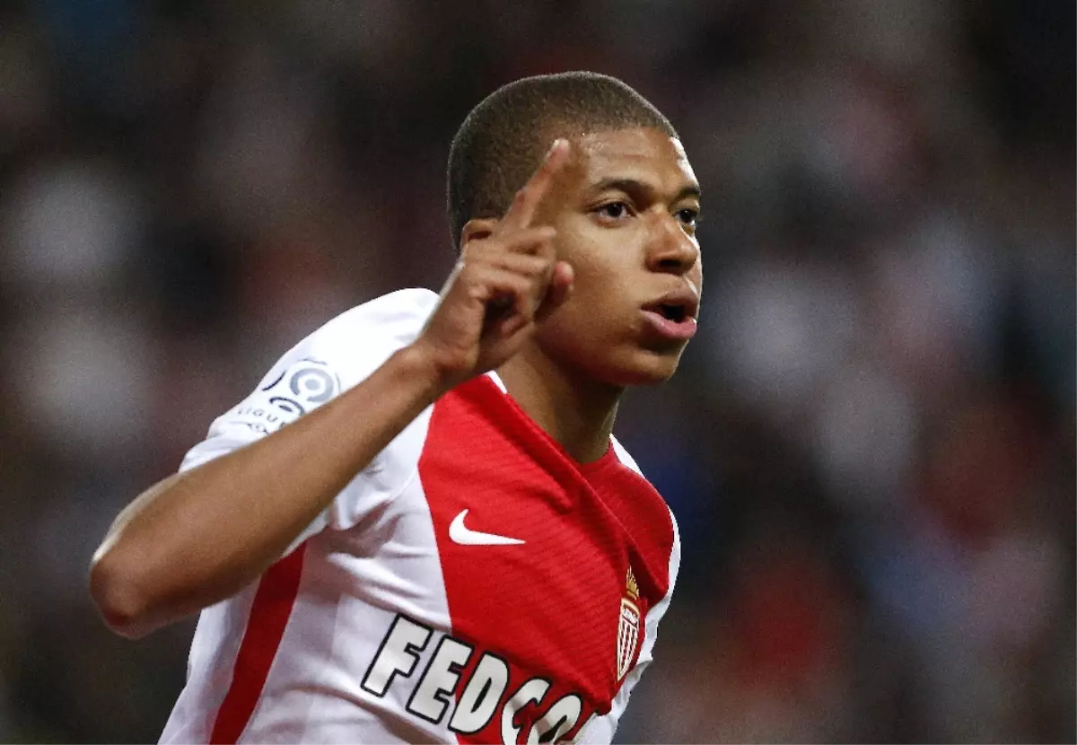 Real Madrid\'den Mbappe Için 180 Milyon Euro