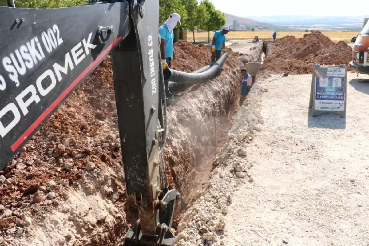 Şuski Yağmursuyu Hattı Döşeme Çalışmalarına Hız Verdi