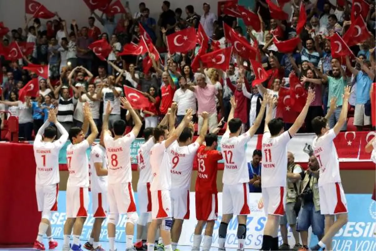 Voleybol Erkek Milli Takımı Yarı Finalde (İşitme Engelliler Olimpiyatı)