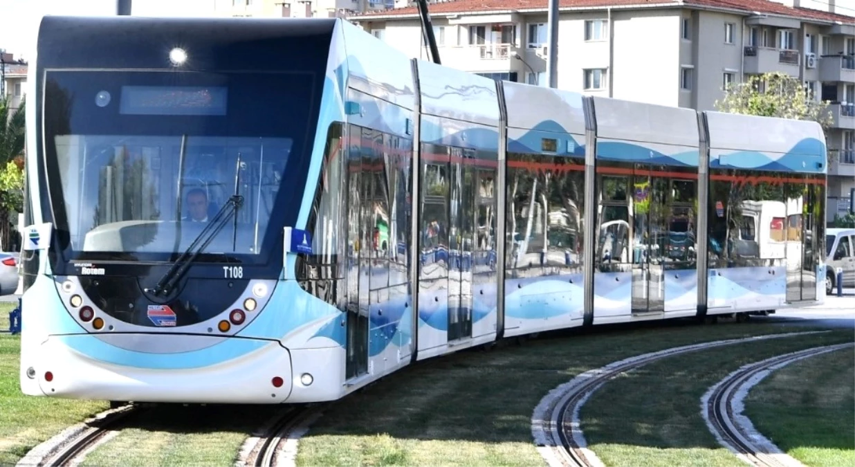 Alsancak Trafiğinde Yeni Tramvay Düzenlemesi