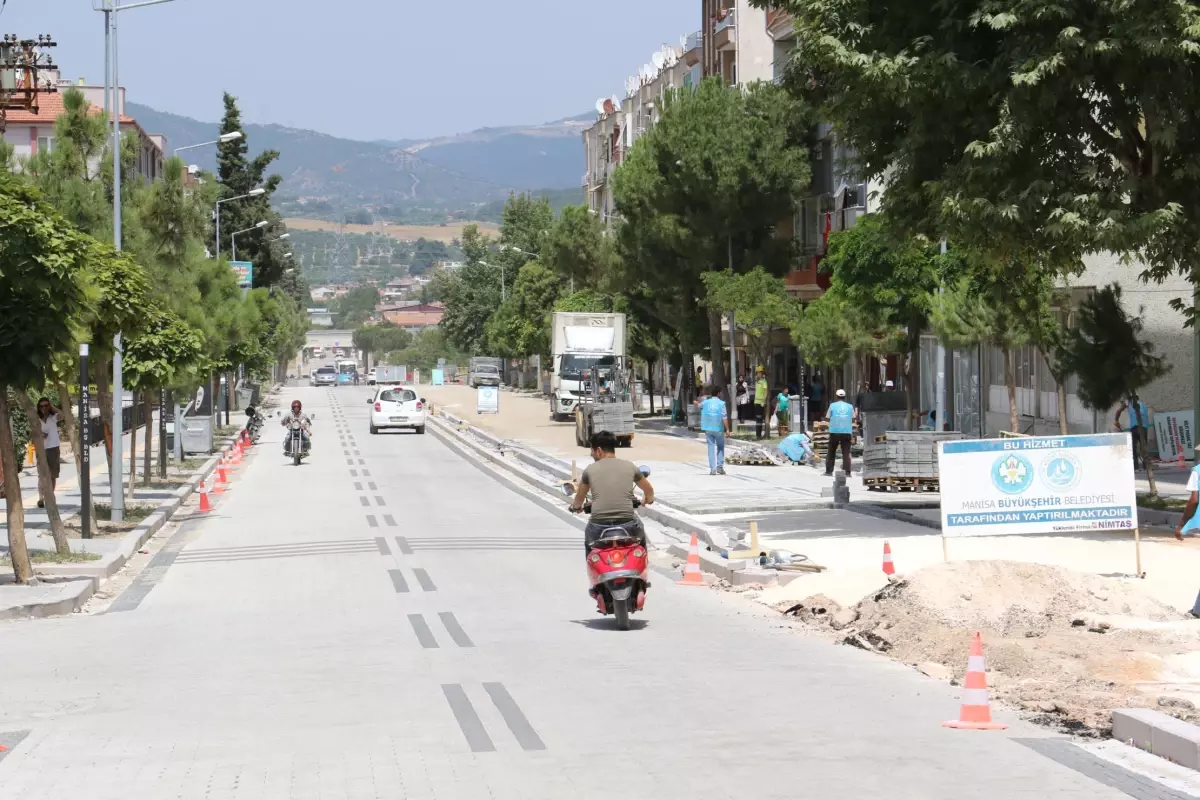 Atatürk Caddesi\'nde Sona Geliniyor