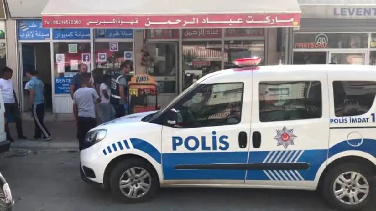 Bakkallardaki "Gizli Eczanelere" Polis Baskını